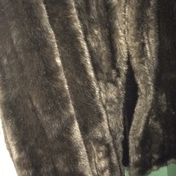 Hillmoore New York fur coat size 10 - Picture 3 of 4